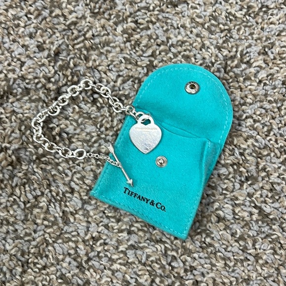 TIFFANY & CO. Lovestruck Heart Tag Bracelet - Picture 1 of 6